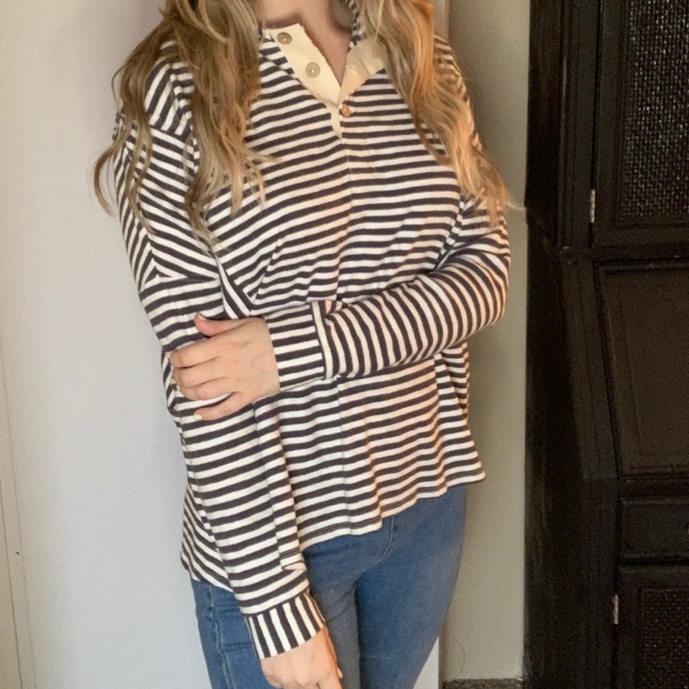 Blue and White Striped Long Sleeve T-shirt